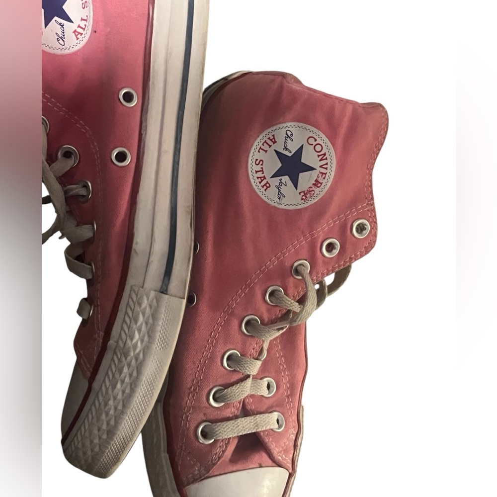 Pink High Top Converse | Size 8.5W